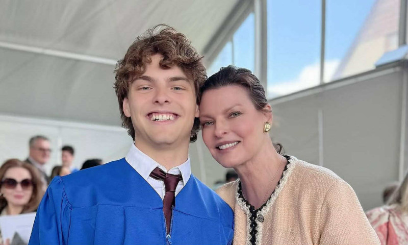 Linda Evangelista și fiul ei/ Foto: Instagram