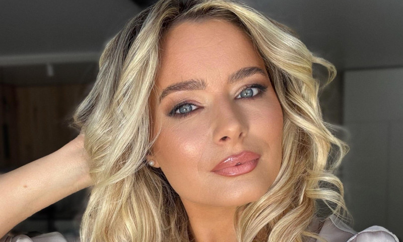 laura cosoi