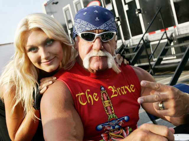 Ce se întâmplă cu averea de 5 milioane $ a lui Hulk Hogan. Există un ...