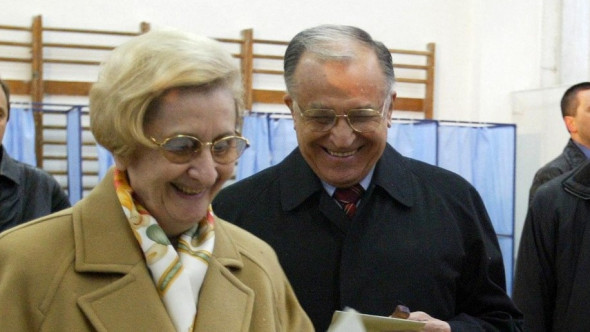 Ion Iliescu și Nina erau împreună de la 18 ani. Nu au avut copii, deși ar fi vrut. Ce meserie a avut fosta prima doamnă