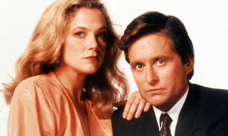 michael douglas si kathleen turner in The War of the Rose