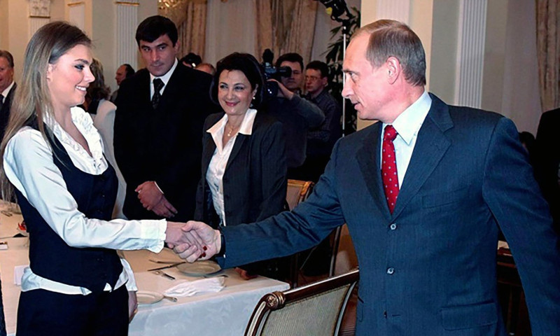 alina kabaeva si vladimir putin (1)