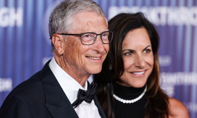 LOS ANGELES, CALIFORNIA, USA - APRIL 13: Bill Gates and girlfriend Paula Hurd arrive at the 10th Annual Breakthrough Prize Ceremony held at the Academy Museum of Motion Pictures on April 13, 2024 in Los Angeles, California, United States. (Photo by Xavier