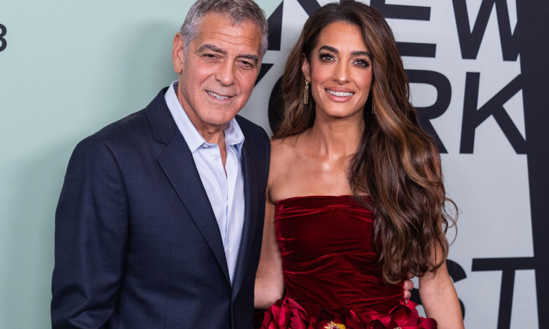 New York, NY, September 29, 2025: George Clooney and Amal Clooney wearing dress by Oscar De La Renta attend screening of &apos;Jay Kelly&apos; at 63rd annual New York Film Festival at Alice Tully Hall in New York, NY on September 29, 2025. Credit: Lev Radin/Alamy N