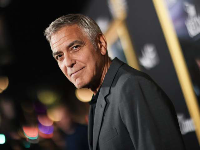 George Clooney spune că fiul său îi seamăna fantastic. „Îi arăt poze cu mine de când eram de vârsta lui și crede că el e”