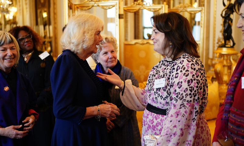 Regina Camilla și Ruth Jones/ Profimedia