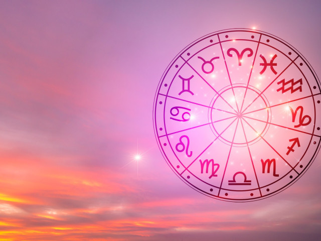 Venus se aliniază cu Pluto pe 28 aprilie, iar adevăruri ascunse ies la iveală. Zodiile care primesc mesaje importante de la Univers