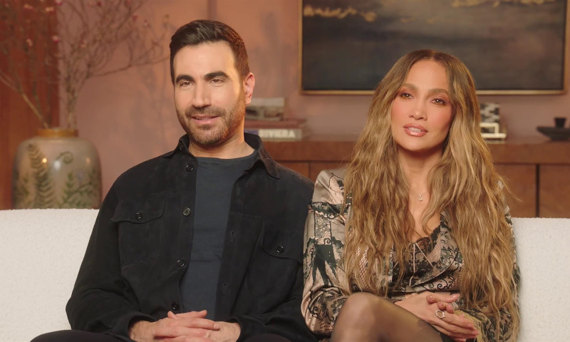Jennifer Lopez și Brett Goldstein/ Profimedia