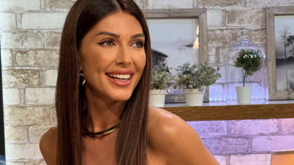Ilinca Vandici este însărcinată la 40 de ani proaspăt împliniți. Va deveni mamă pentru a doua oară, la nouă ani după nașterea lui Zian