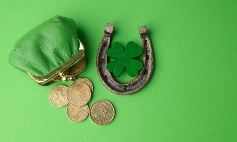 noroc, trifoi, bani, potcoava