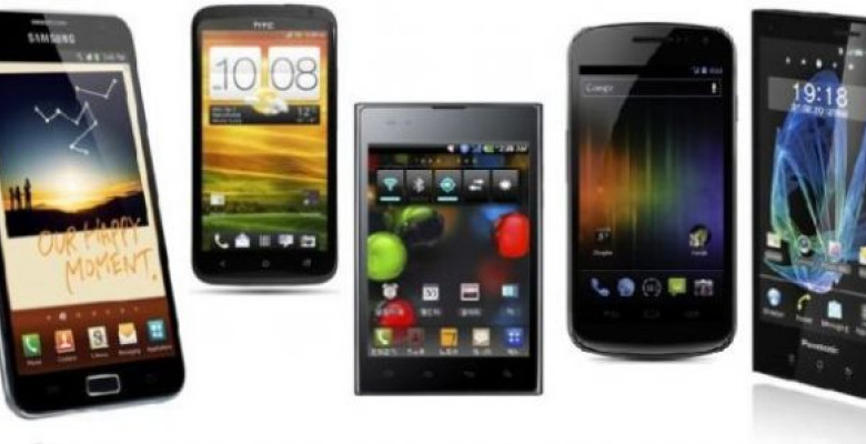 top-smartphone-uri-cu-ecran-mare-moda-momentulu