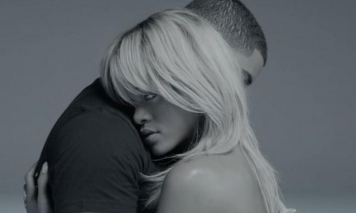 rihanna-si-drake-printre-favoriti-la-mtv-vma-2012-show-care-va-fi-difuzat-live-in-aceasta-noapte-de-mtv