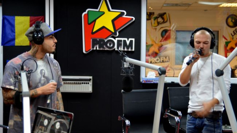 alex-velea-a-cantat-pe-heliu-in-studioul-profm-asculta-live-session-ul-facut-in-studio-cu-puya-video 1