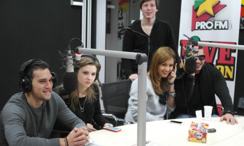 alina-dorian-bubu-criss-si-vlad-one-au-cantat-live-la-profm-piesa-compusa-pentru-noul-serial-o-noua-viata 5