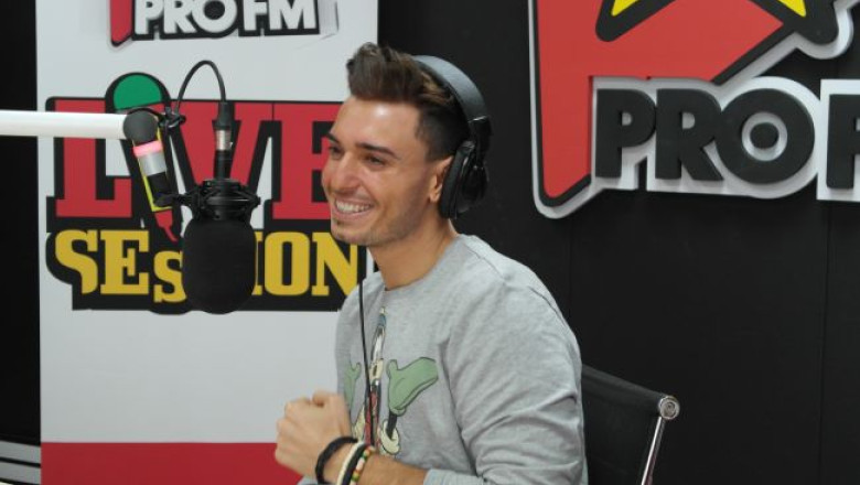 faza-zilei-nu-stie-o-boaba-din-limba-romana-dar-a-cantat-marie-si-marioara-asculta-l-pe-faydee-live-la 1