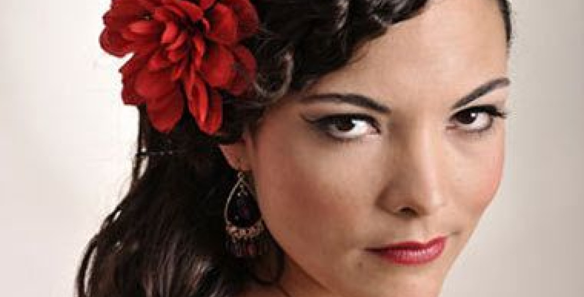 caro-emerald