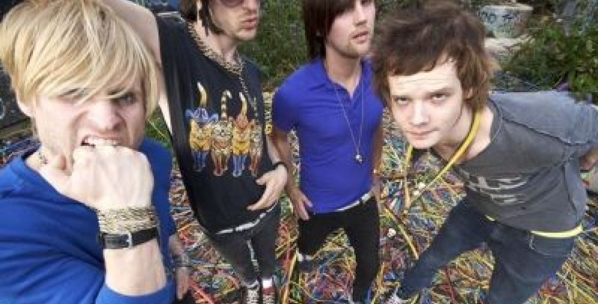 trash-fashion