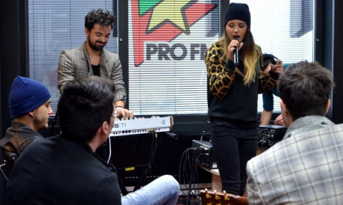 jameia-marabou-si-noul-single-rihanna-cantate-live-de-antonia-in-studioul-profm-video