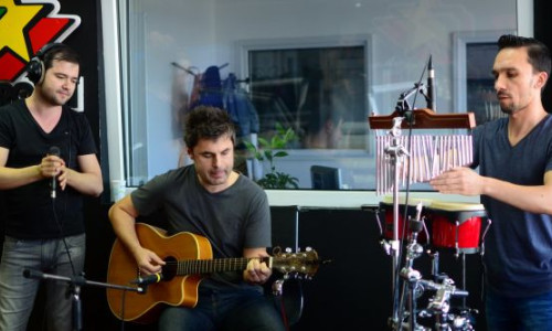 cine-o-canta-mai-bine-compozitorul-piesei-ecou-laurenetiu-duta-a-cantat-live-hitul-elenei-gheorghe-in