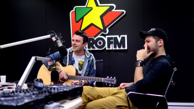 trupa-vunk-a-cantat-in-premiera-la-alarma-profm-varianta-acustica-a-noului-single-ldquo-asa-si-rdquo-vezi 1