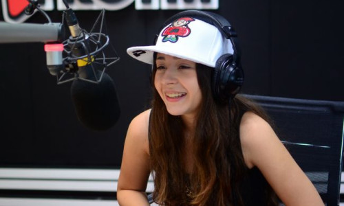 nicole-cherry-l-a-impresionat-dimineata-cu-vocea-ei-pe-dj-ul-profm-bogdan-nicolai-asculta-cum-a-cantat 3