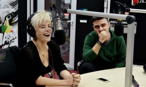 loredana-la-alarma-profm-daca-juratii-de-la-vocea-romaniei-ar-fi-obiecte-brenciu-ar-fi-obiect-sexual-afla 1