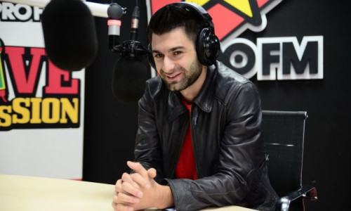 cum-s-a-ales-cu-vantai-zdravene-la-filmari-paul-ipate-aka-alex-puica-din-noul-serial-de-la-protv-alarma 2