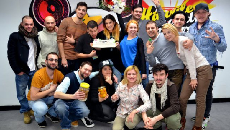 adda-si-a-serbat-ziua-de-nastere-in-direct-la-alarma-profm 7