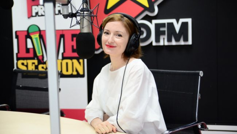 moment-emotionant-mama-fiica-prin-telefon-la-alarmaprofm-paula-herlo-de-la-protv-a-vorbit-despre-campania