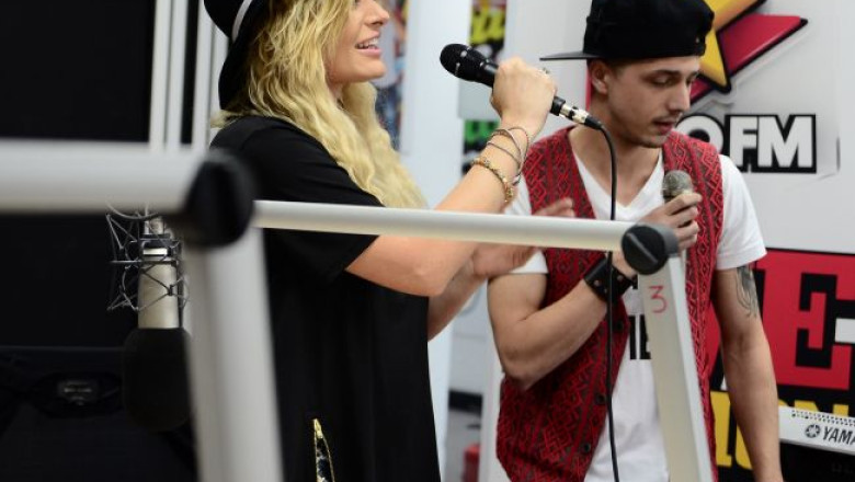 delia-si-uddi-au-cantat-live-cu-toata-trupa-noul-single-ipotecat-la-alarmaprofm-vezi-video-ul-din-studio