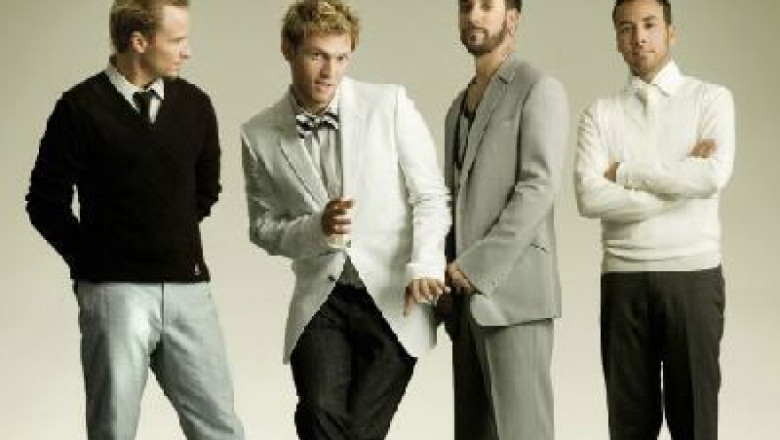 cum-mai-suna-backstreet-boys-in-2011-asculta-aici-lost-in-space