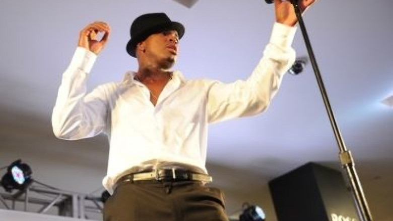 ne-yo-s-a-logodit-si-asteapta-al-doilea-copil