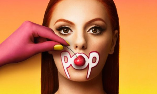 alexandra-stan-a-lansat-un-nou-clip-vezi-ce-schimbare-de-look-si-a-facut-cantareata-pentru-cherry-pop