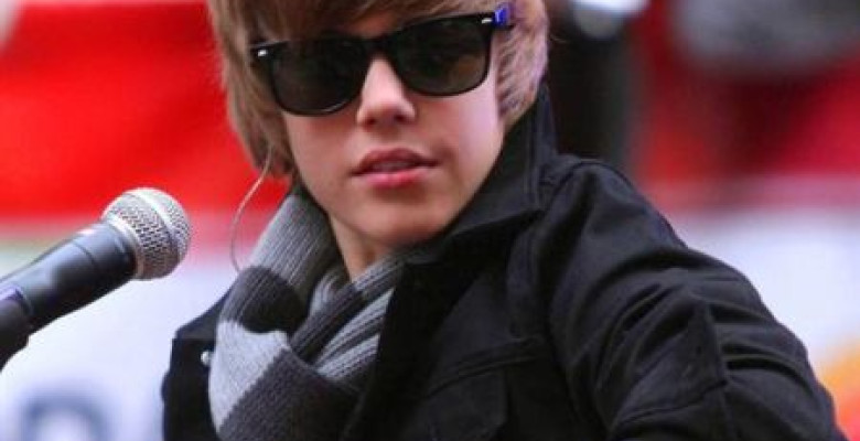 justin-bieber-e-innebunit-dupa-dulciuri