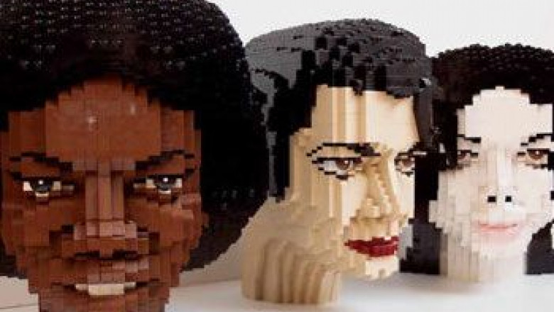 poze-bustul-lui-michael-jackson-realizat-din-piese-lego