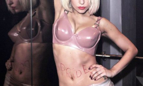 lady-gaga-am-un-show-gay-si-asa-va-ramane