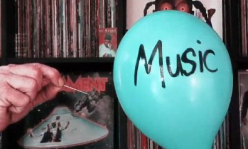 video-experiment-audio-muzica-pop-cu-baloane