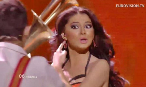 eurovision-2012-elena-de-la-mandinga-a-iesit-de-pe-scena-in-lacrimi-am-avut-un-soc-cum-au-fost-ai-nostri