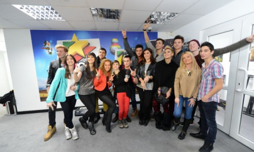 lala-band-elena-gheorghe-si-anya-au-incheiat-astazi-seria-christmas-live-session-la-profm 9