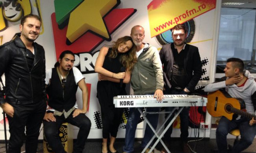 anna-lesko-a-vorbit-si-a-cantat-in-rusa-cu-andrei-gheorghe-dimineata-la-profm-s-a-auzit-live-noua-piesa 7