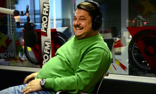 blocati-in-studio-in-timpul-emisiunii-de-la-radio-uite-ce-au-trebuit-sa-faca-actorii-din-las-fierbinti 8