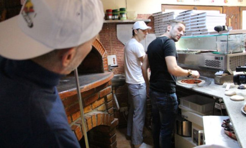 sa-facem-pizza-zici-ma-bag-man 17