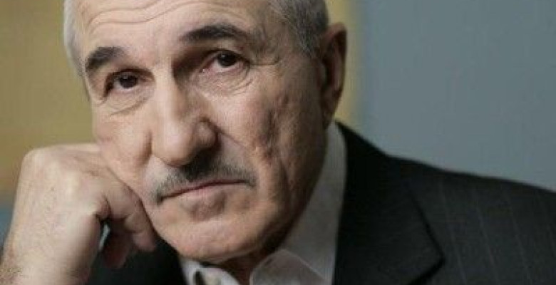 replica-esti-mare-domnule-esti-fals-finita-la-comedia