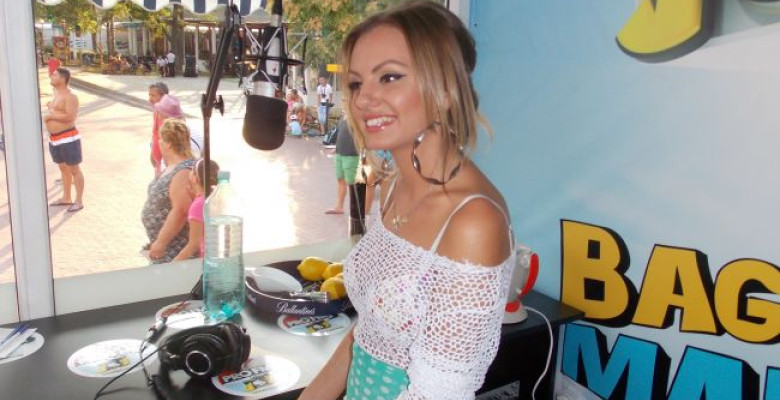 alexandra-stan-profm-ce-faci-cand-ajungi-la-mare