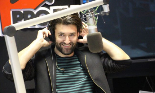 n-ar-fi-un-meci-oarecare-smiley-a-provocat-o-pe-halep-in-direct-la-profm 1