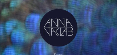 Anna-Naklab-Younotus-Ft.-Alle-Farben- -Supergirl