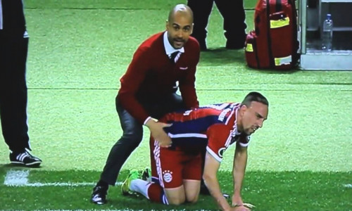 guardiola-ribery-masaj