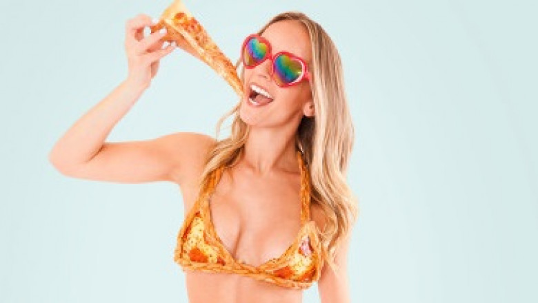 pizza-bikini-1