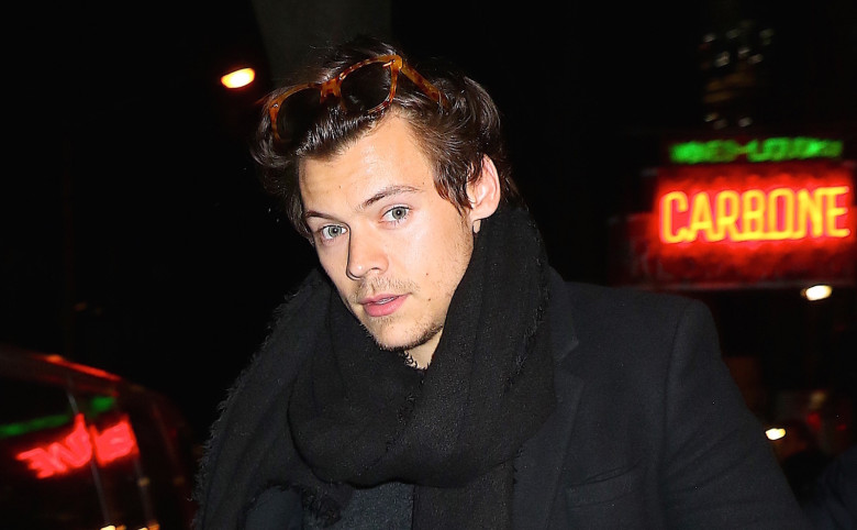 harry-styles-header-splash