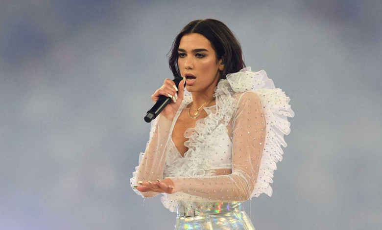 Dua-Lipa-recital-kiev